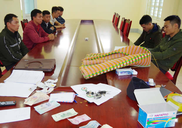 Xử lý các đối tượng tổ chức đánh bạc tại huyện Vị Xuyên