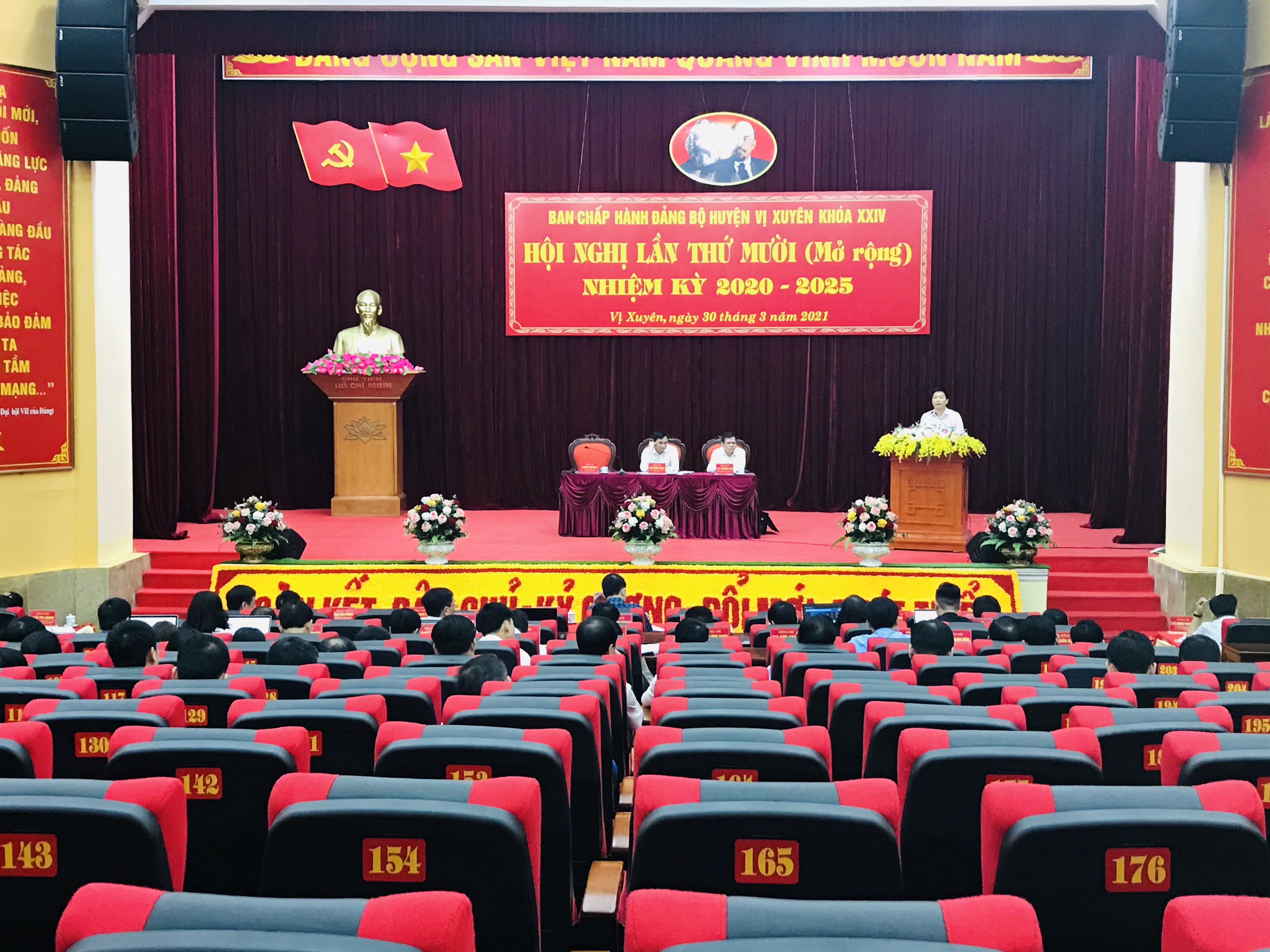 Hội nghị Ban chấp hành Đảng bộ huyện Vị Xuyên lần thứ Mười ( mở rộng)